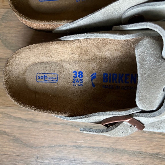 Birkenstock Boston Clogs - Women’s Size 38 - Suede Beige - Picture 3 of 4
